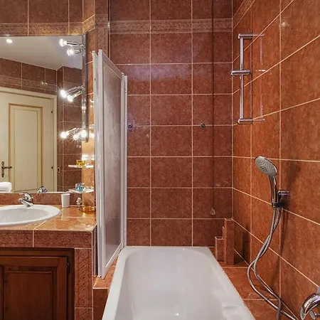 La Finestra Sul Cortile Di Via Roma By Wonderful Italy Apartament *