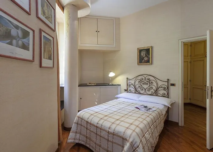 شقة La Finestra Sul Cortile Di Via Roma By Wonderful Italy